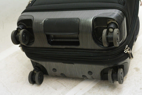 Kirkland SignatureTM Hybrid Spinner 21" Carry-On Luggage Black