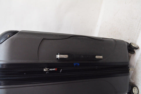 $280 Ricardo 28" Hardside Expandable Spinner Luggage Suitcase Brown