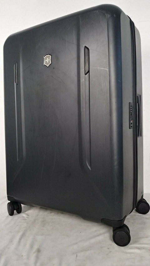 $960 Victorinox Swiss Army Nova 2.0 32" Extra Large Hard-side Upright Luggage