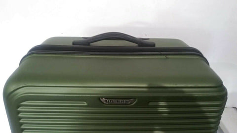 $380 Travel Select Savannah 28" Hard Spinner Wheels Luggage Suitcase Green