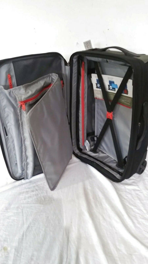 $800 Victorinox Swiss Werks Traveler 5.0 Wt 22 2-wheel Carry On Suitcase Luggage