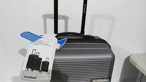 $240 New Rockland Skyline 20" Carry On Hard case Luggage Suitcase Silver