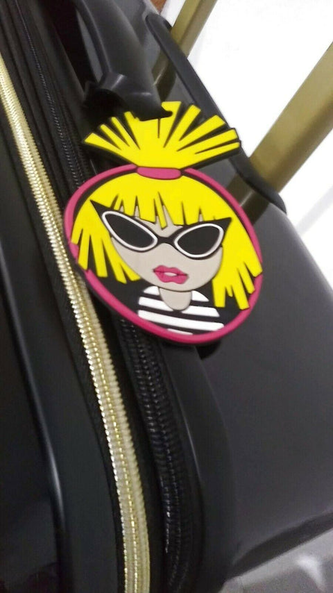 $350 Betsey Johnson Heart To Heart 30" Hardside Expandable Spinner Suitcase