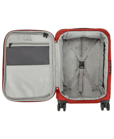$620 NEW VICTORINOX SWISS ARMY NOVA FREQUENT FLYER SOFT 22" CARRY-ON LUGGAGE RED