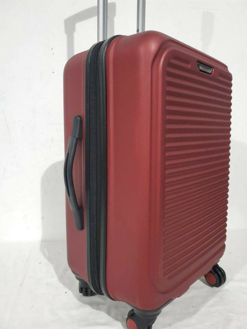 $260 Travel Select Savannah 20" Hard Spinner Carry-on Luggage Suitcase Trolley