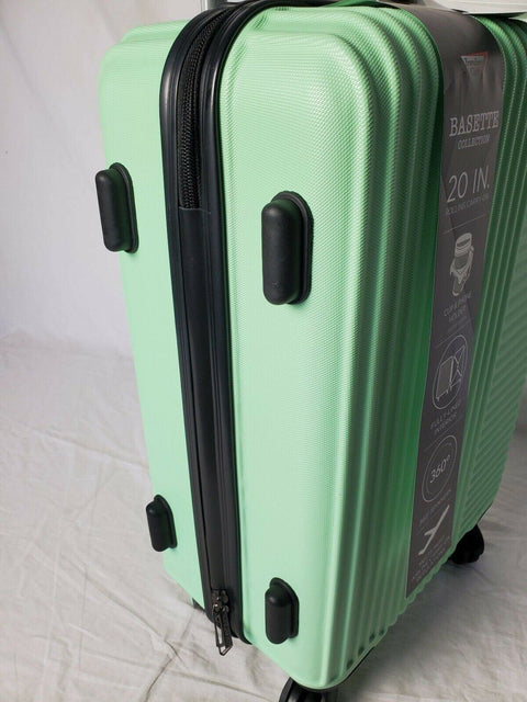 Travelers Club  Basette 20" Green Mint Luggage Spinner Carry On Suitcase