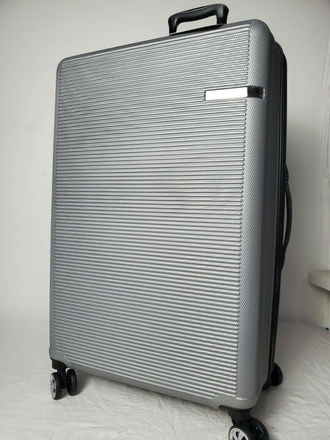 $284 New Rockland Skyline 28" Hard case Luggage Suitcase Silver Spinner Wheels
