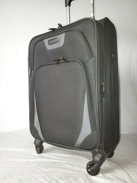 $280 New Kenneth Cole Reaction Going Places 20" Carry On Luggage Suitcase Soft