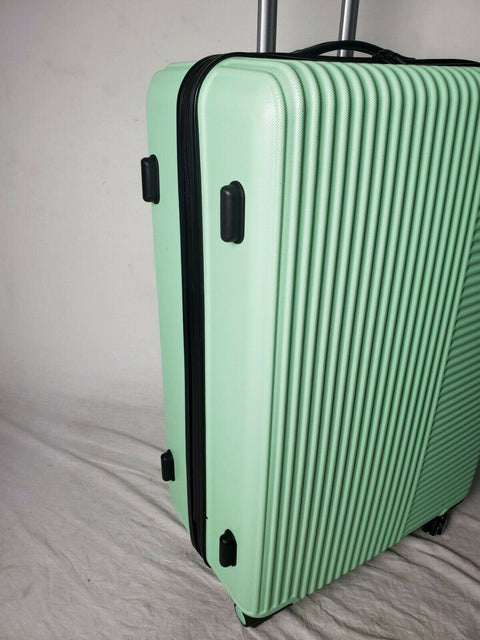 $340 Travelers Club Luggage Basette 28" Large Mint Hard Case Suitcase Check-In