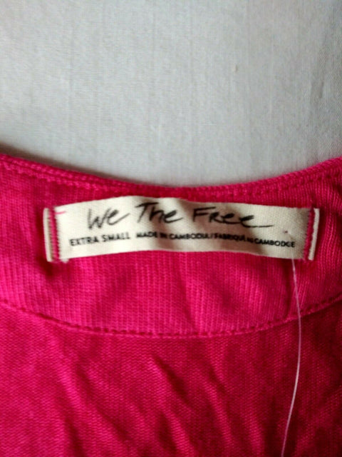 $108 New Free People Women's Sleeveless Pink Fuscia V-Neck Blouse Top Size XS - evorr.com