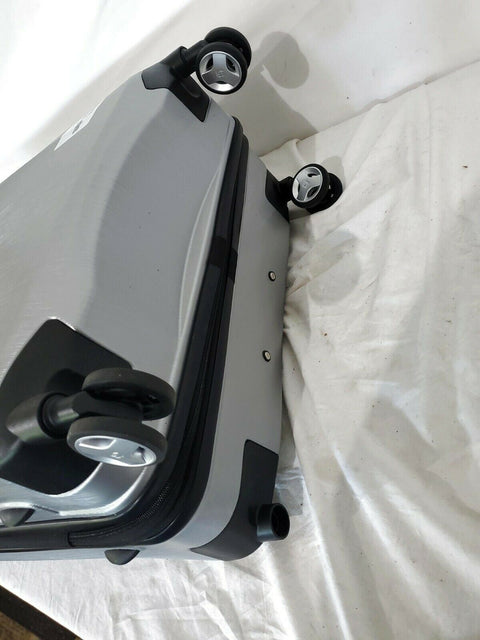 $420 Samsonite Mystique 2.0 28" Hardside Spinner Luggage Silver Suitcase TSA