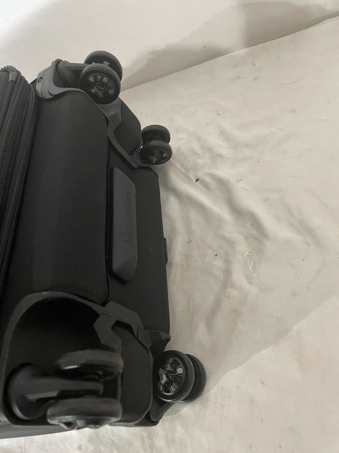 $680 Travelpro Crew Versapack Soft Expandable Spinner Wheel Luggage Black 21"