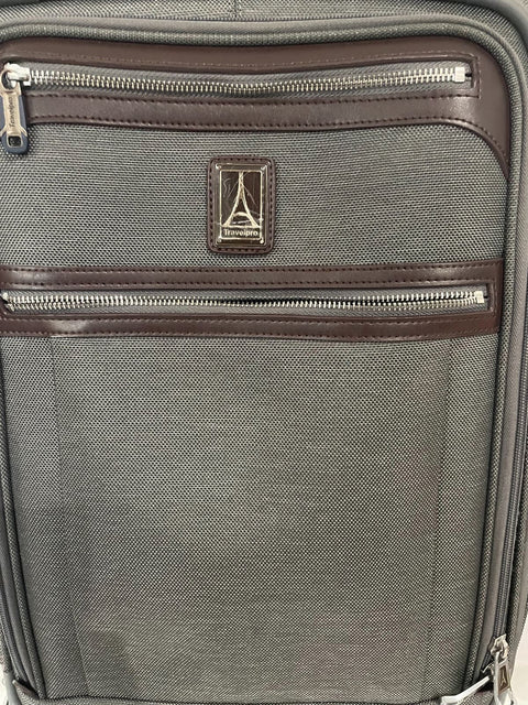 $600 Travelpro Luggage Platinum Elite 21” Expandable Carry-on Spinner Luggage