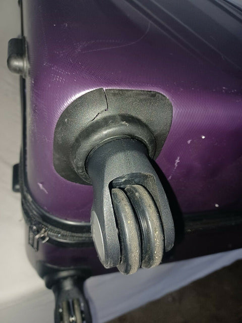$380 Travel Select Courtland 30" Luggage Hard-case Check In Suitcase Purple TSA