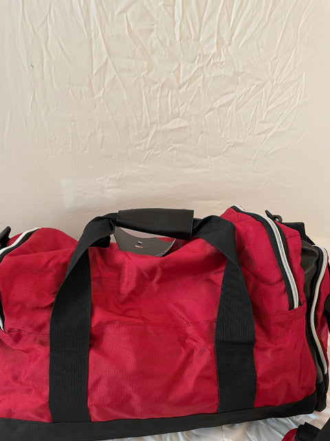 New Tommy Hilfiger 21" Duffel Bag Blue Travel Bag Red