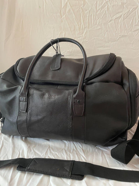 $720 Kenneth Cole Reaction Colombian Leather 20" Single Compartment Duffel Bag