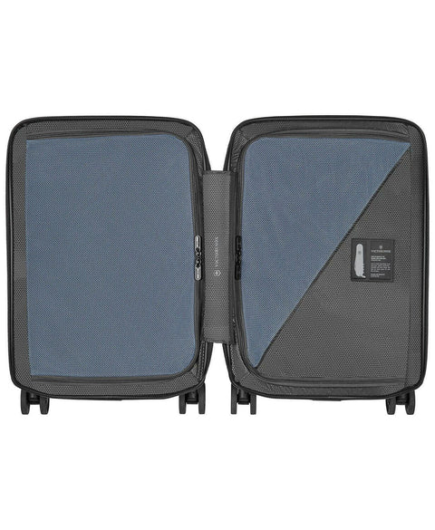 New Victorinox Swiss Army VX Drift Carry On 8-Wheel Suitcase Spinner TSA 21"