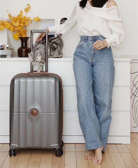 $560 DELSEY St. Tropez 24" Hard Spinner Luggage Suitcase Gray Medium Spinner