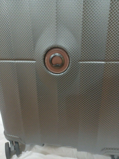 $560 DELSEY St. Tropez 24" Hard Spinner Luggage Suitcase Gray Medium Spinner