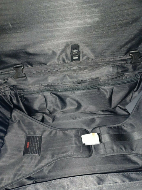 $595 Tumi Alpha Frequent Traveler 22" Zippered Expandable Carry-on Luggage Black