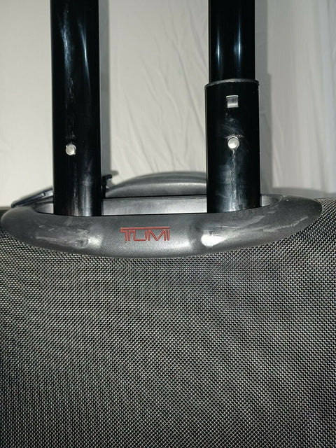 $595 Tumi Alpha Frequent Traveler 22" Zippered Expandable Carry-on Luggage Black