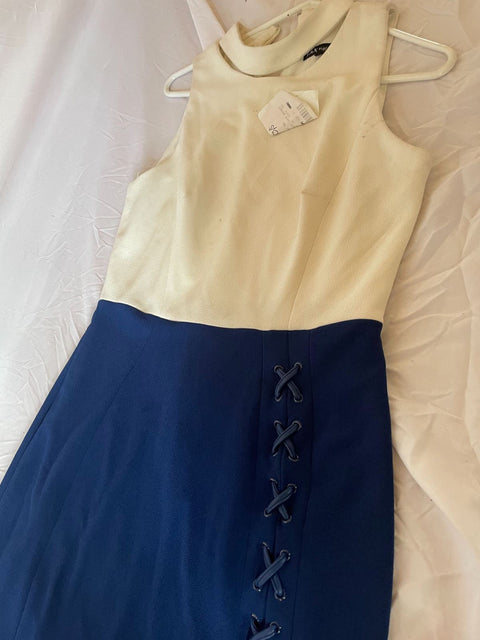 New JAX Black Label Women Sleeveless Laceup Dress White Blue Size 10