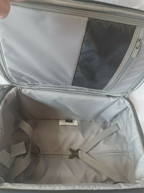 $900 Victorinox Swiss Army 22" Frequent Flyer Carry-On Black Luggage
