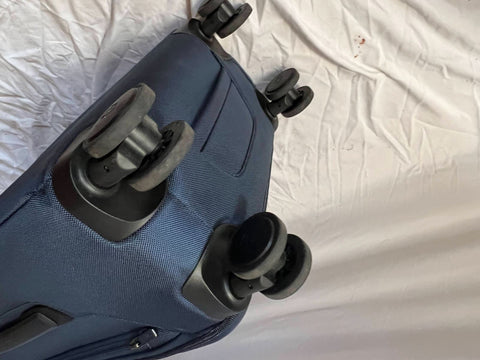 $900 Victorinox Swiss Army VX Avenue 22" Frequent Flyer Carry-On Blue Luggage