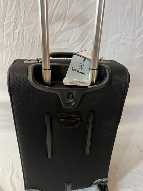 $680 NEW Travelpro Luggage Platinum Elite 21” Expandable Carry-on Spinner Suiter