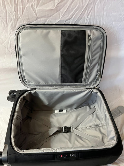 $900 Victorinox Swiss Army Nova 2.0 23" Frequent Flyer Carry-On Black Luggage
