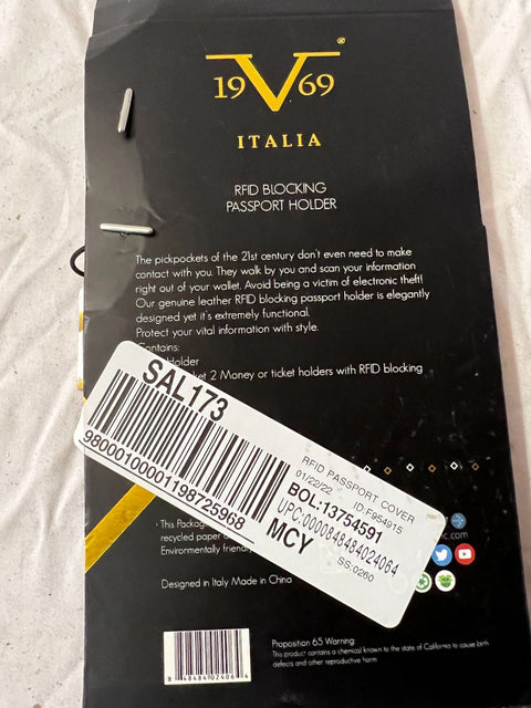 New 19V69 ITALIA RFID Blocking Passport Cover Wallet Case White Polka Dots