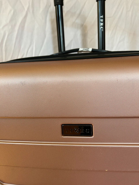 Travelers Club Madison Expandable Spinner Luggage Pink 28" Large Suitcase