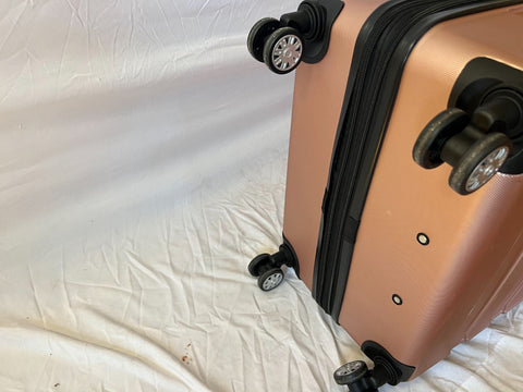 Travelers Club Madison Expandable Spinner Luggage Pink 28" Large Suitcase