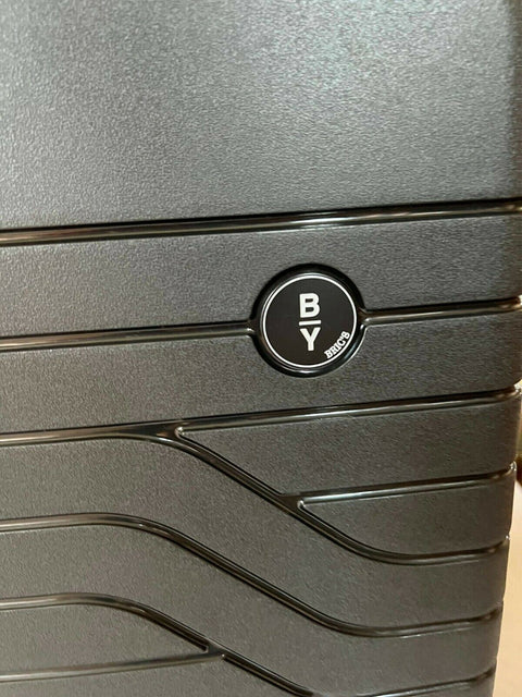 $500 Bric's By Ulisse Expandable Spinner Luggage Black Hardcase Check In 28"