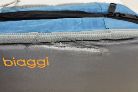 $160 Biaggi Zipsak 27'' Microfold Spinner Suitcase Luggage Winter Blue