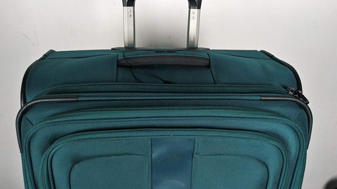 $360 DELSEY Helium Breeze 6.0 25" Soft Expandable Spinner Suitcase Luggage Green
