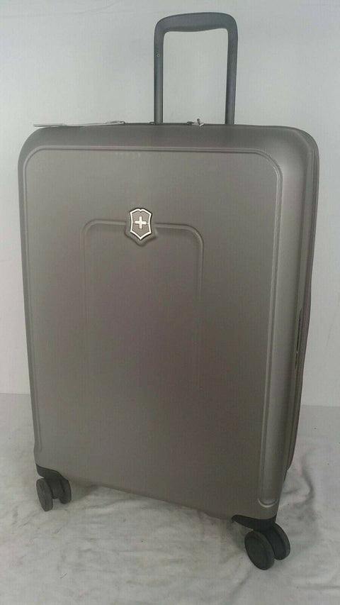 $720 VICTORINOX Swiss Army Nova Medium Hard Case Luggage Suitcase 27"