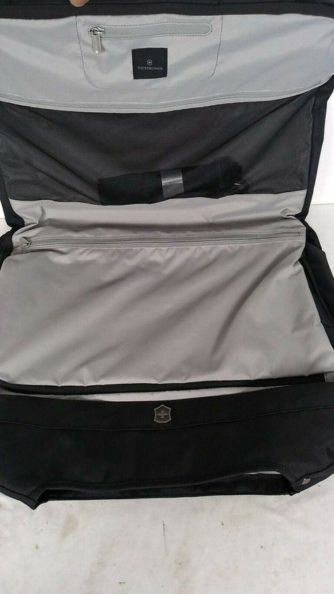 $360 New Victorinox Swiss Army VX Avenue Garment Sleeve Cover Black