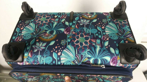 $220 Atlantic Infinity Lite 4 21" Expandable Spinner Luggage Floral Carry On