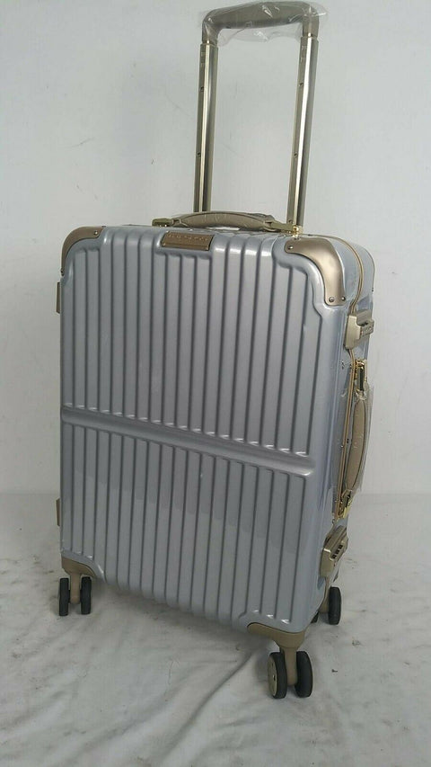 $360 New TRIFORCE Sterling 22" Carry On Spinner Luggage Suitcase Silver TSA Lock