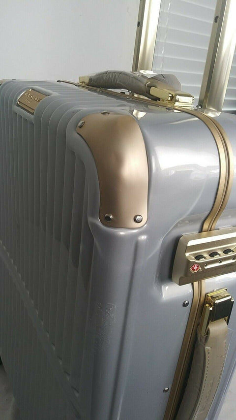 $360 New TRIFORCE Sterling 22" Carry On Spinner Luggage Suitcase Silver TSA Lock