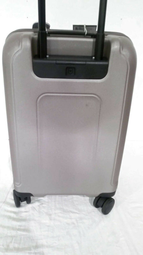 $620 NEW VICTORINOX NOVA FREQUENT FLYER HARD SPINNER CARRY ON SUITCASE GRAY 21"