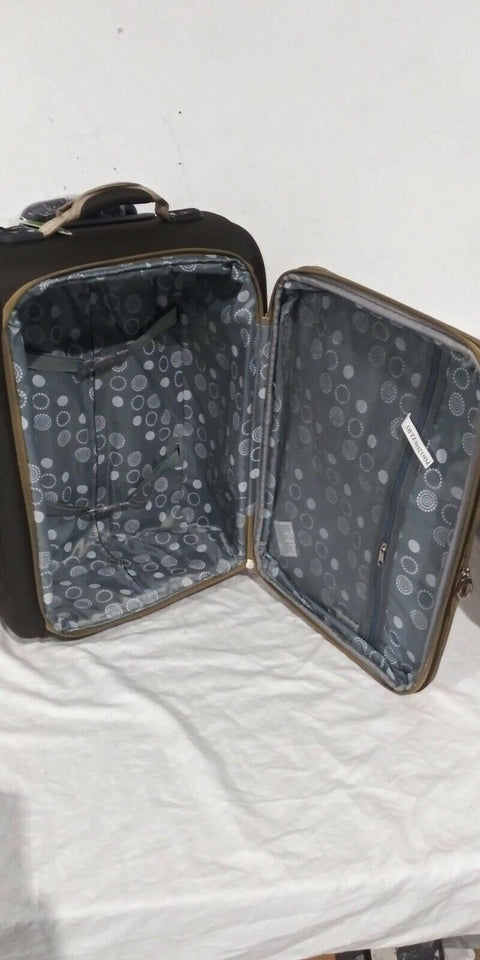 $260 New Rockland Varsity Polo 22" Carry On Luggage Rolling Wheel Suitcase Brown