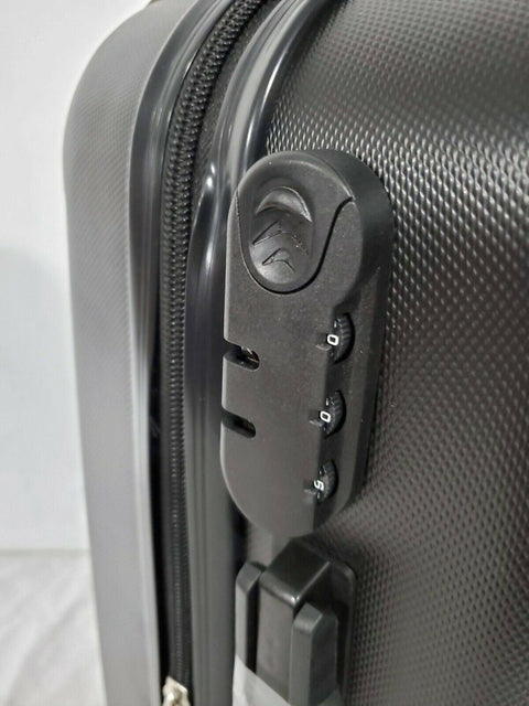 $290 New Elite Verdugo 22" Hard Case Luggage Spinner Suitcase Carry on Black