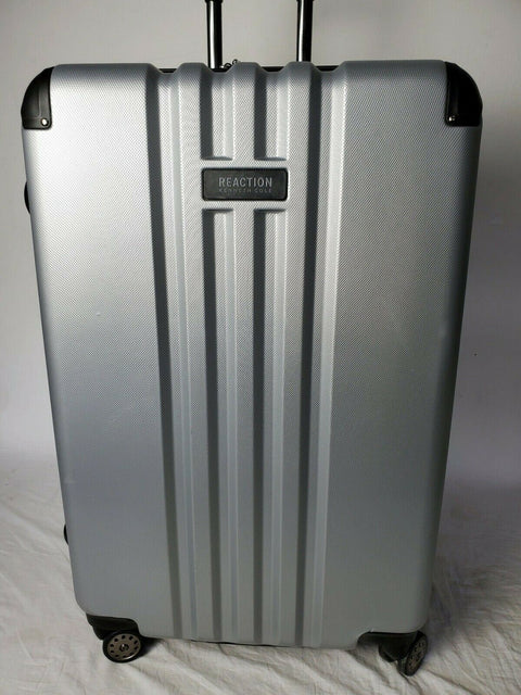 $480 Kenneth Cole Reaction Reverb 28" Hard Spinner Suitcase Luggage Silver