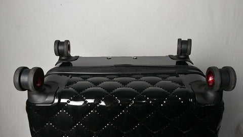 $290 New Rockland Quilt 28" Hard case Luggage Suitcase Black Suitcase