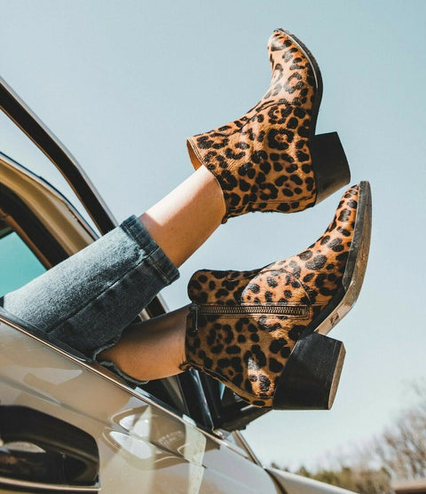 $239 Patricia Nash Women Suzanna Haircalf Ankle Boots Leopard Print Size 8 US