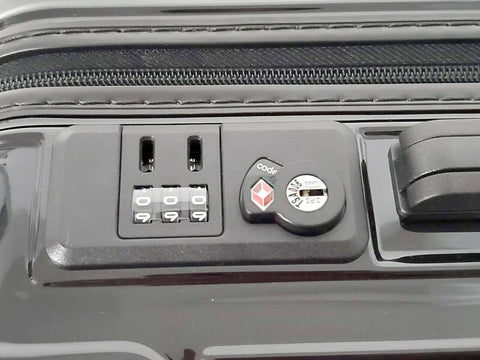 $640 New Rimowa Essential Cabin Hard side Suitcase Luggage Black 22" Carry On