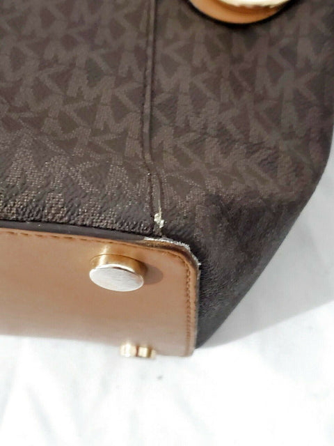 $228 MICHAEL KORS Womens Voyager Large East/West Top Zip Tote Brown Signtaure