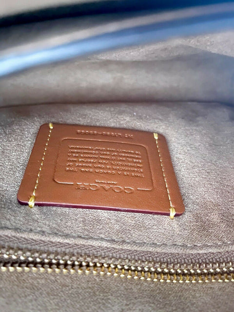 $395 COACH Women's Beige SIGNATURE Snake Hutton Shoulder Handbag Medium